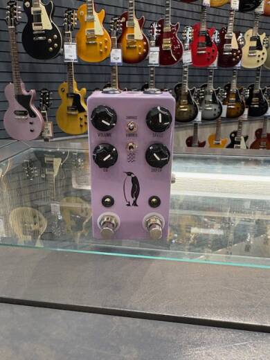 JHS Pedals Emperor V2 Chorus/Vibrato Pedal | Long & McQuade